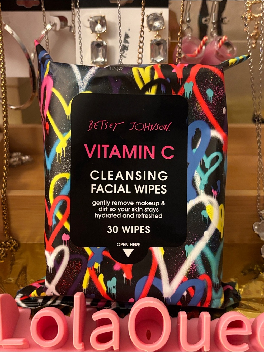 Betsey Johnson Black Multi Heart-Print Vitamin C Facial Wipes